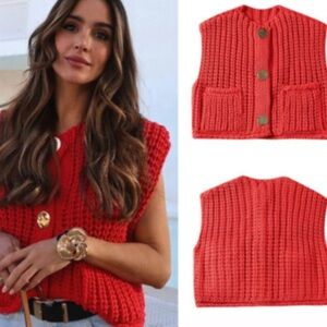 Bgylu Knit Cardigan Vest Red Sleeveless Sz L  O-Neck Metal Button Sweater